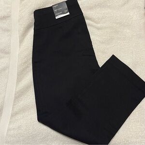 New Alfani Black Capri